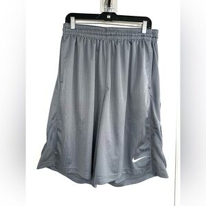 Nike DriFit Gray Layup 2.0 Mens Sz:XXL Pull On Satin Finish Basketball Shorts.
